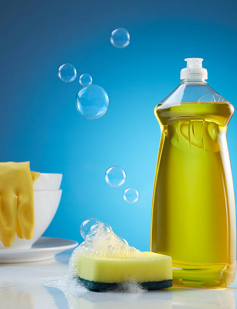 produto de limpeza concentrado ou multiuso